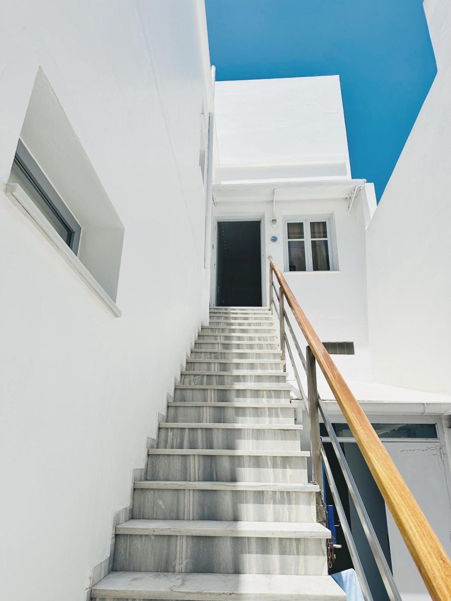 Kirki By The Sea Hotel 2*
