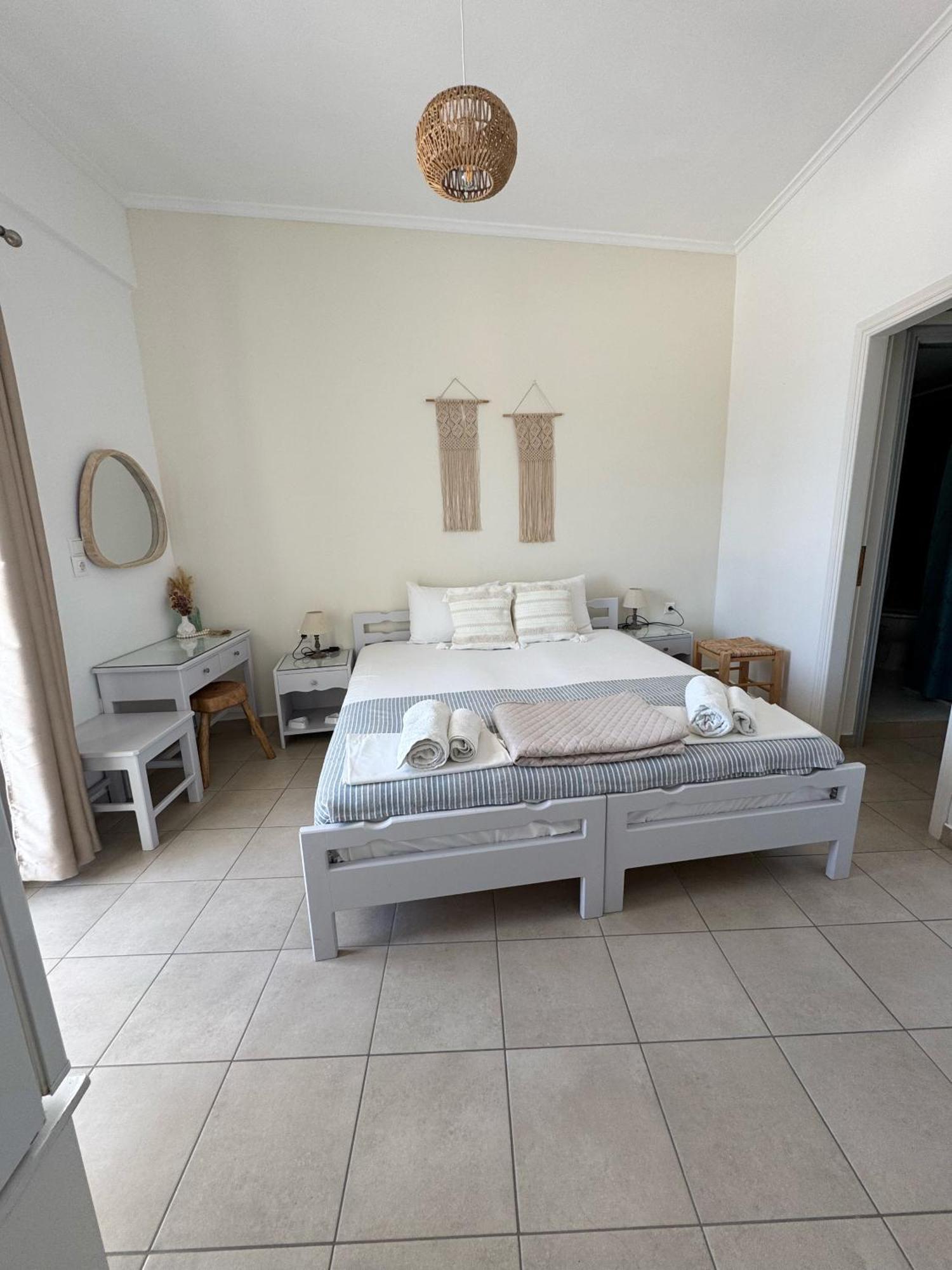 Kirki By The Sea Hotel 2*